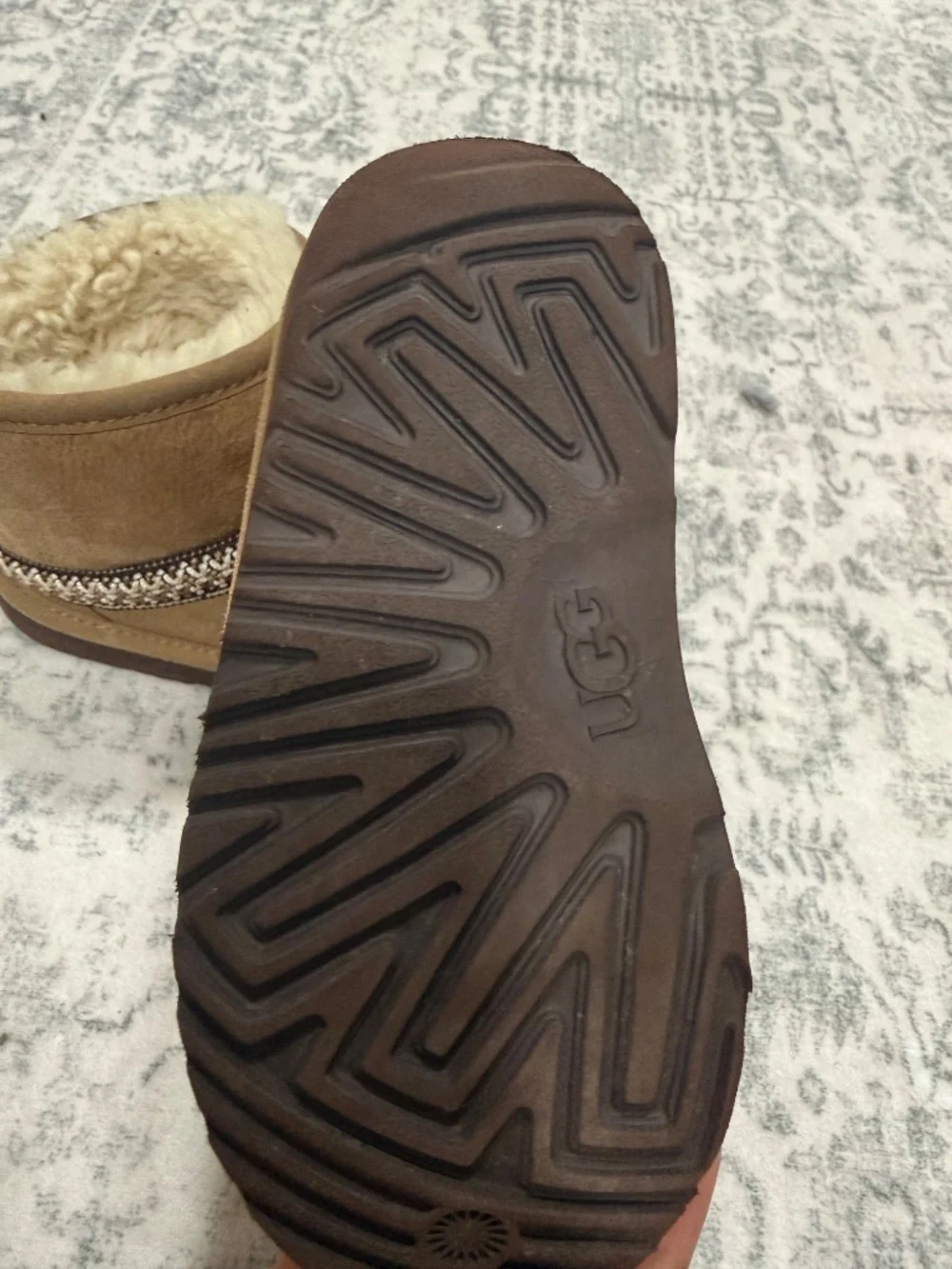 UGG Classic Mini Crescent